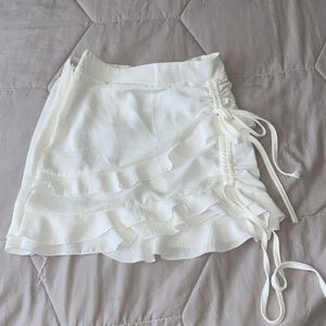 SKIRT NWT